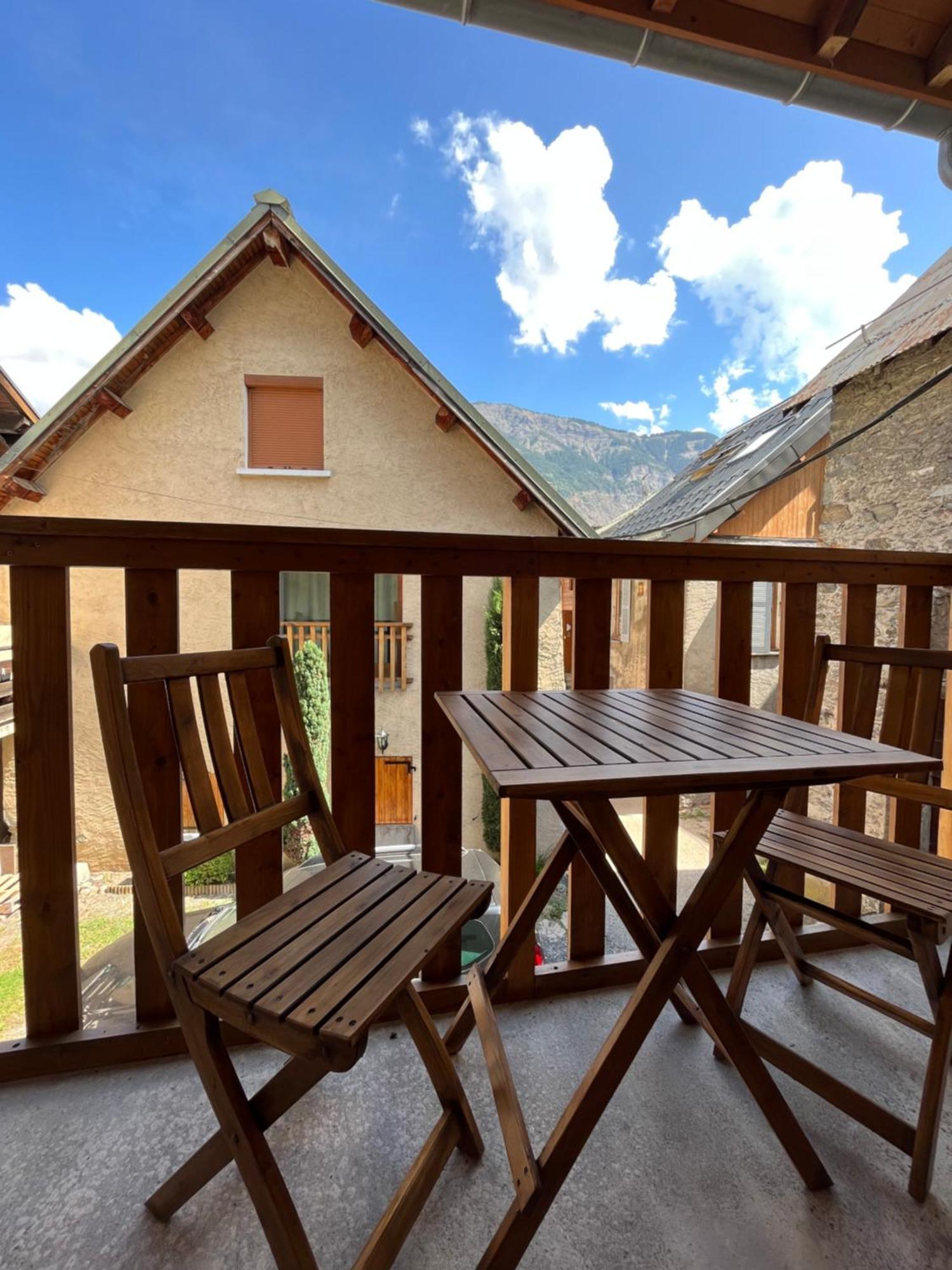 The Stable House Bourg D'Oisans -Bike/Hike/Ski Le Bourg-dʼOisans Buitenkant foto