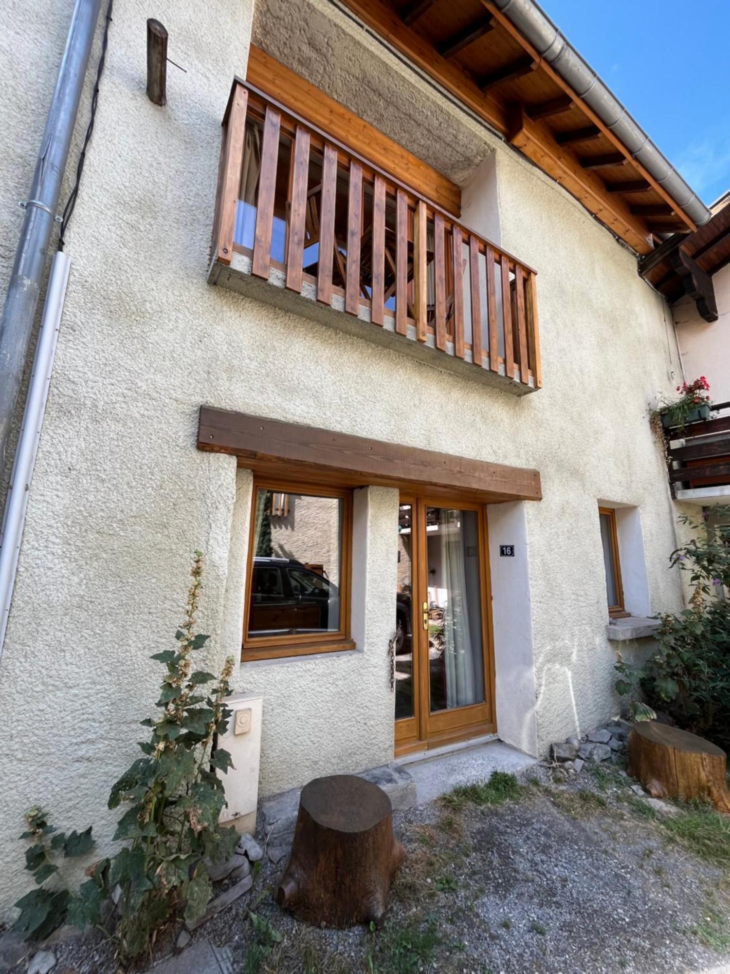The Stable House Bourg D'Oisans -Bike/Hike/Ski Le Bourg-dʼOisans Buitenkant foto